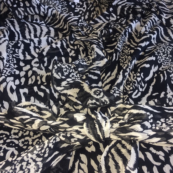 dressbarn Black/White Dress - Picture 2 of 2